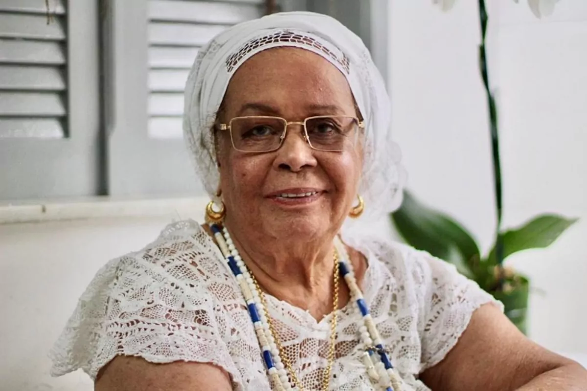 Morte de Mãe Carmem do Gantois gera comoção e homenagens de políticos, artistas e terreiros na Bahia - 