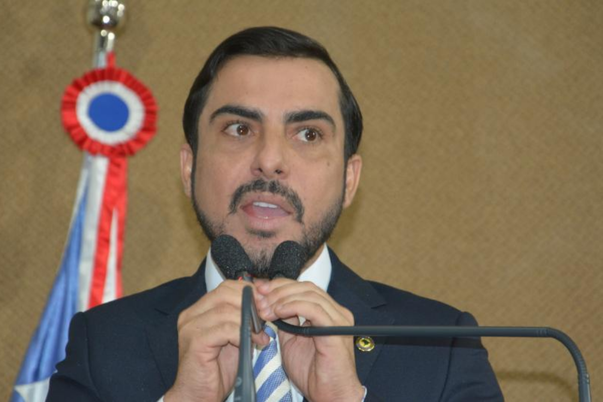 Marcell Moraes é autuado em flagrante por violência doméstica, mas nega agressão em live nas redes sociais - 