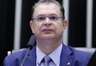 Sóstenes apresenta documentos e reafirma que R$ 470 mil apreendidos são lícitos - 