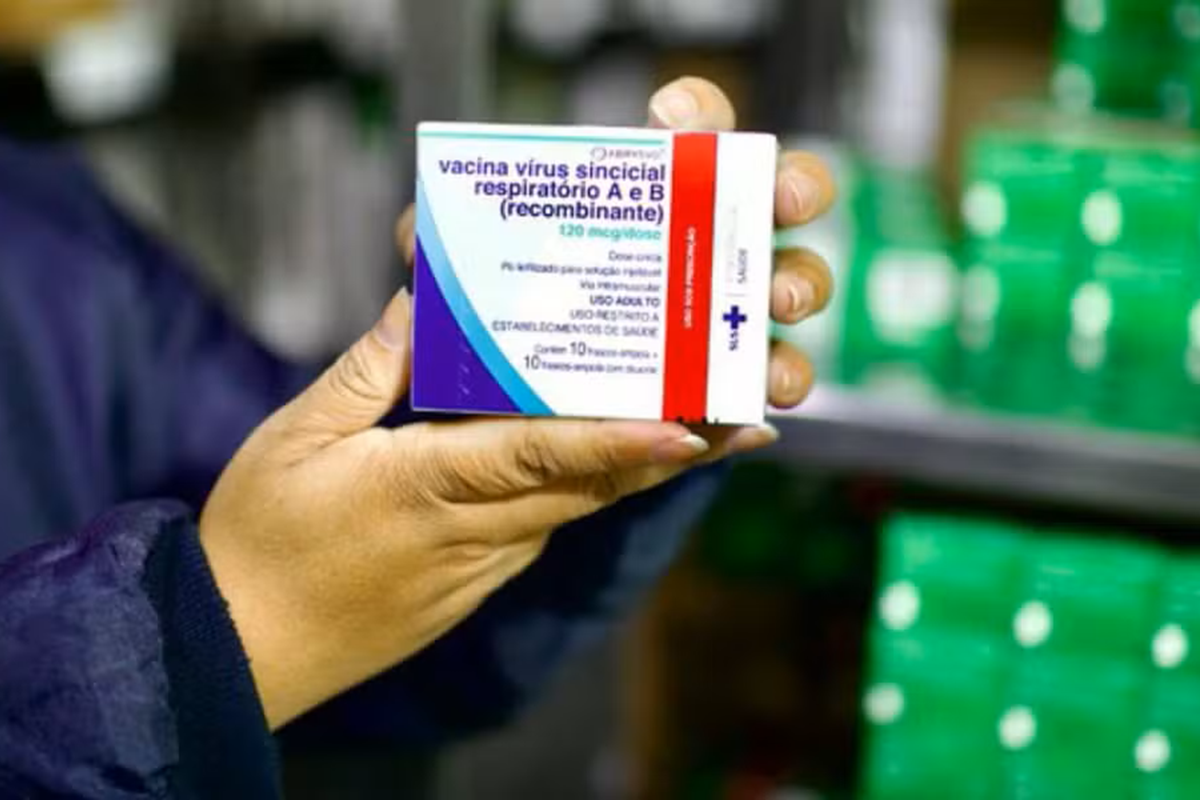 Bahia vai receber 44 mil doses da vacina contra bronquiolite e pneumonia pelo SUS - 