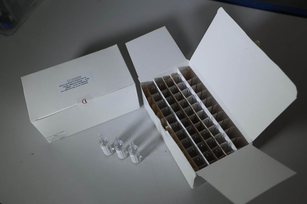 Bahia recebe 100 ampolas de antídoto contra metanol após confirmação de sete casos em Ribeira do Pombal - 