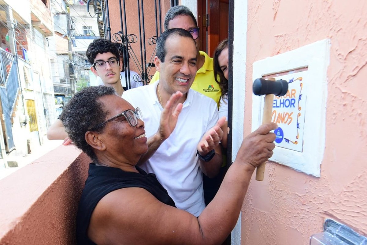 Morar Melhor abre 2026 com entrega de 102 casas reformadas no Acupe de Brotas - 