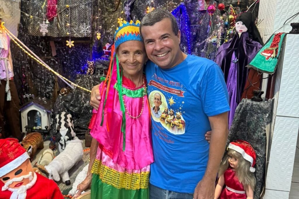 Terno de Reis volta às ruas de Pituaçu após 47 anos e celebra fé, memória e identidade cultural