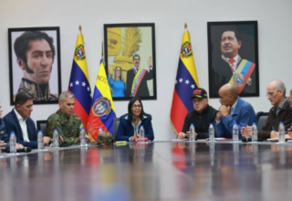 Delcy Rodríguez toma posse como presidente interina da Venezuela após captura de Nicolás Maduro - 