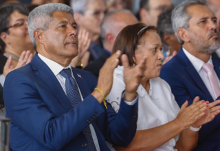 Jerônimo ressalta defesa da democracia durante ato em memória do 8 de janeiro: ‘Não há espaço para ataques às instituições’ - 