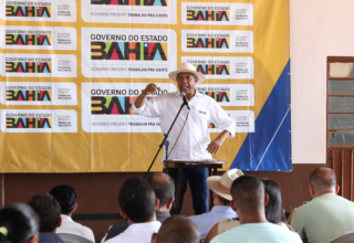 Jerônimo interrompe agenda, pede um minuto de silêncio e lamenta morte de Alan Sanches: ‘Perda muito grande’ - 