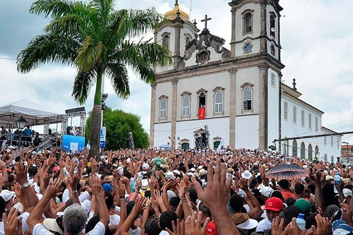 Lavagem do Bonfim deve ter calor, sol entre nuvens e chance de chuva rápida pela manhã em Salvador - 