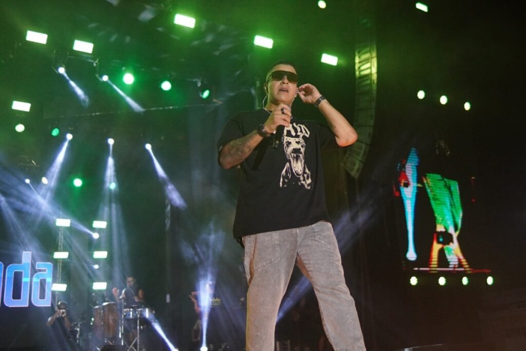 Evento reuniu artistas nacionais, atrações locais e atividades cívicas, fortalecendo a tradição histórica e o turismo no município