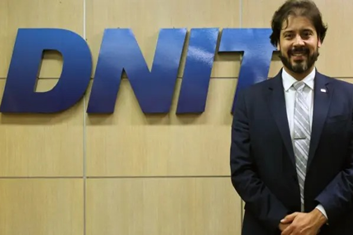 Governo Lula exonera diretor do Dnit após investigação da PF sobre esquema no INSS - 