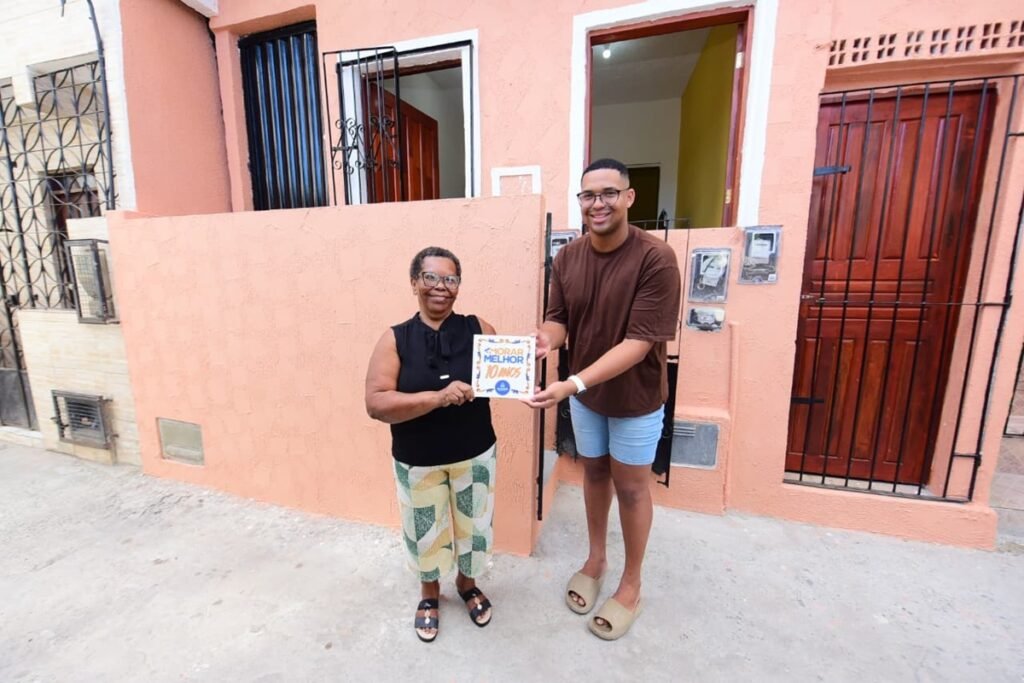 Morar Melhor abre 2026 com entrega de 102 casas reformadas no Acupe de Brotas