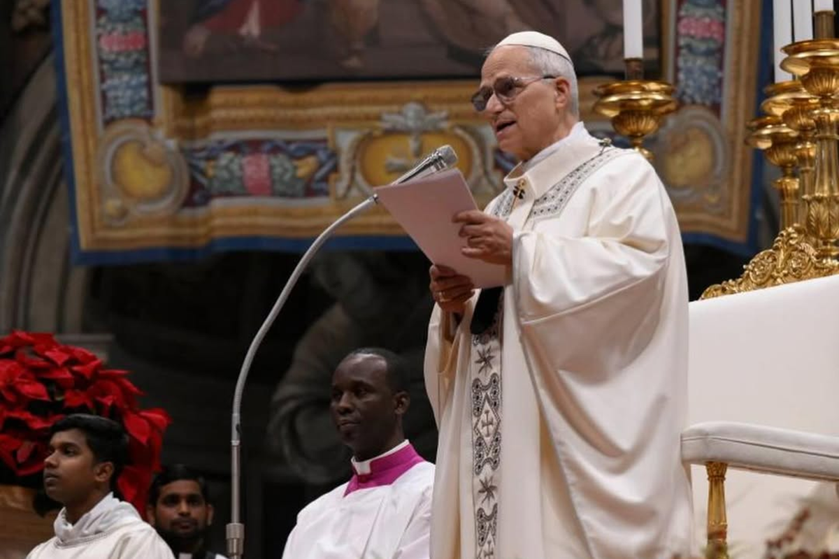 Papa Leão XIV pede paz para países ‘ensanguentados pelo conflito’ durante 1º missa de 2026 - 