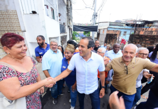 Prefeito entrega contenção de encosta em Matatu de Brotas com investimento de R$ 1,3 milhão - 