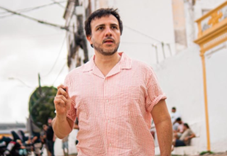 Líder do MBL diz que Flávio Bolsonaro é ‘ladrão’ e expõe racha na direita: ‘Ele precisa ser destruído’ - 