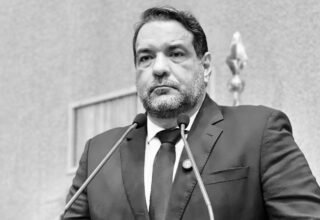 Morre o deputado estadual e ex-presidente da Câmara de Salvador, Alan Sanches - 