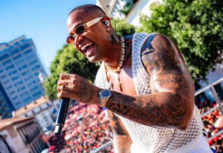 Léo Santana comanda megabloco no pré-Carnaval do Rio pelo terceiro ano seguido - 