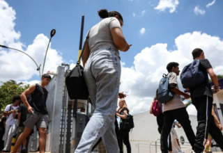 Inep começa a emitir declaração do ensino médio para candidatos do Enem a partir desta sexta-feira - 