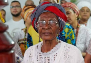 Agbá Ana de Ogum morre aos 85 anos e deixa legado histórico no candomblé brasileiro - 