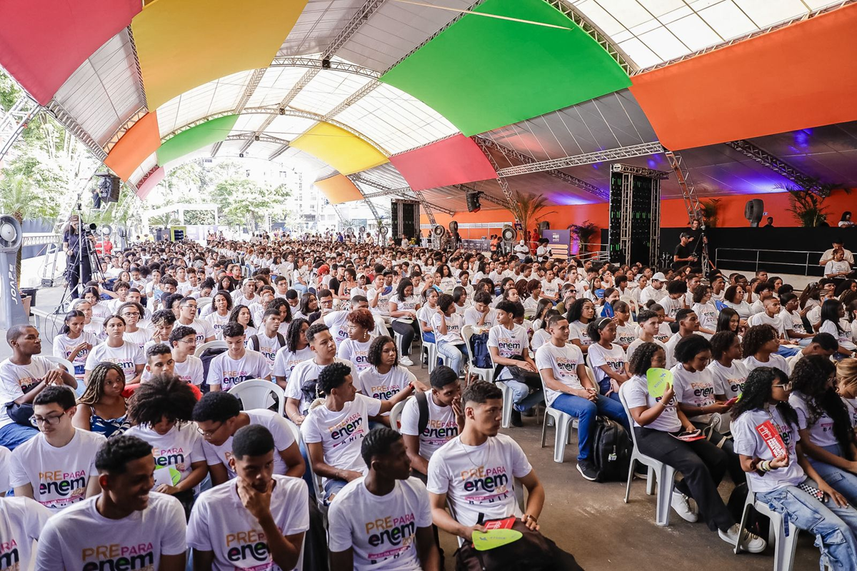 Enem: Cerca de 500 alunos da rede estadual da Bahia alcançam notas acima de 900 na redação - 