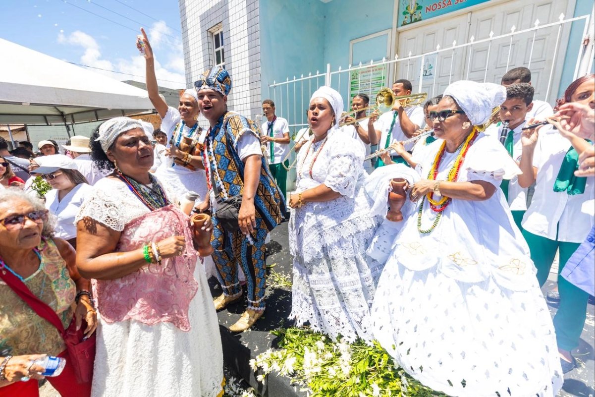Lavagem de Barra do Pojuca abre calendário festivo da orla de Camaçari com fé, tradição e cultura popular - 