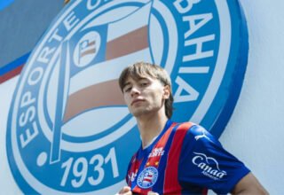 Bahia oficializa contratação do lateral argentino Román Gómez até 2030 - 