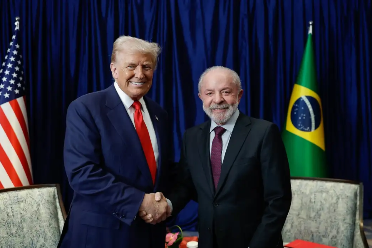 Lula conversa com Trump por telefone sobre crise na Venezuela e agenda visita a Washington - 