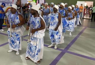 Central do Carnaval antecipa entrega de fantasias do Afoxé Filhos de Gandhy para este domingo - 