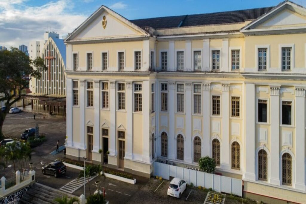 Volta às aulas: Transalvador promove ações de conscientização e organização do tráfego em colégios da capital