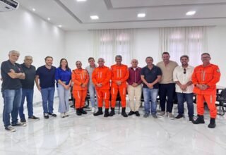 Associação de Camarotes discute prevenção de incêndios e planos de emergência com bombeiros para o Carnaval - 