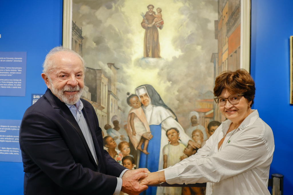 Lula visita espaços históricos das Obras Sociais Irmã Dulce