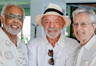 Lula participa de almoço com Gilberto Gil e Caetano Veloso em Salvador - 