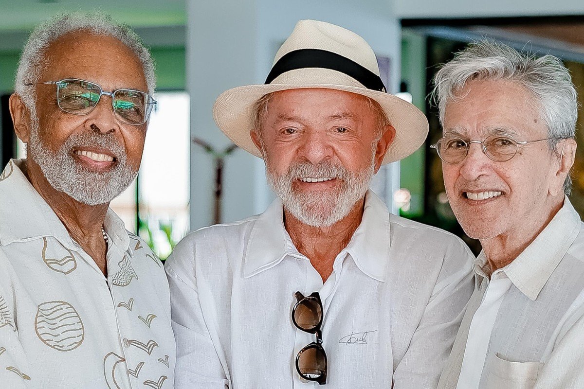 Lula participa de almoço com Gilberto Gil e Caetano Veloso em Salvador - 