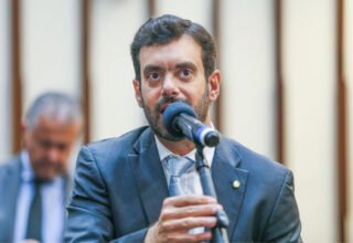 Tiago Correia rebate Olívia Santana e diz que crítica contra Edson Gomes não representa ‘debate de ideias’: ‘Intimidar’ - 