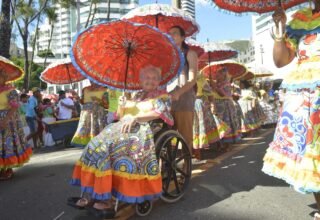 Fuzuê em Salvador: fanfarras, cortejos e cultura popular ocupam circuito Ondina-Barra neste domingo - 