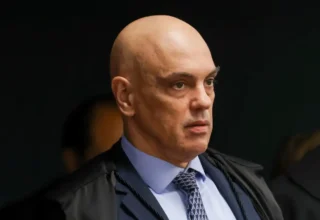 Moraes defende legalidade de rendimentos extras a magistrados e reage a críticas sobre conduta no STF - 