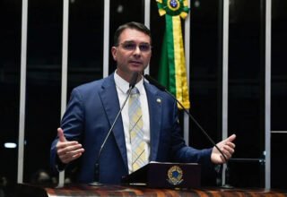 Pesquisa Meio/Ideia mostra Flávio Bolsonaro em ascensão e empate técnico com Lula no segundo turno - 