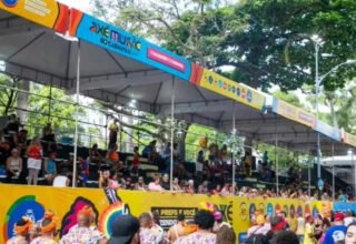 Pulseiras para Arquibancada Social do Carnaval de Salvador se esgotam em menos de 24 horas - 