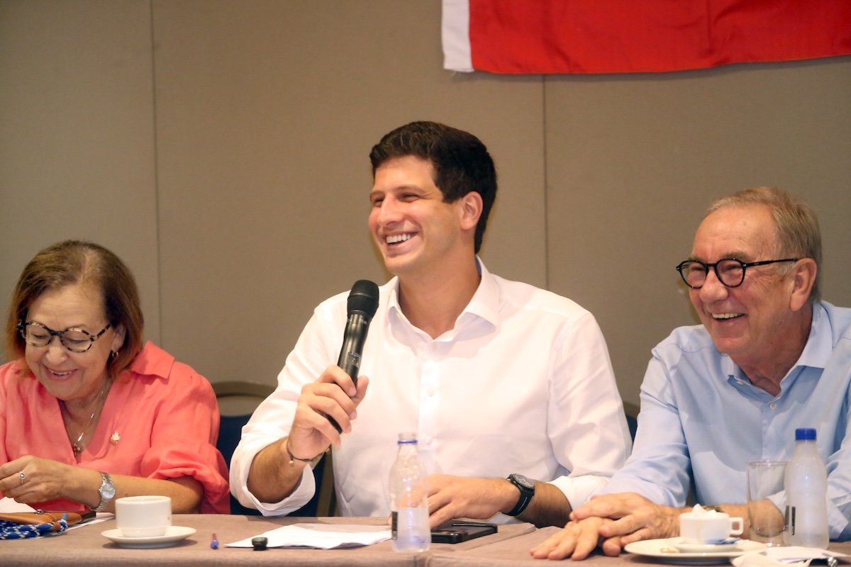 João Campos diz que vai reivindicar de Jerônimo ajuda para fortalecer o PSB na Bahia - 