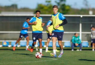 Juazeirense x Bahia: onde assistir ao vivo, horário e prováveis escalações em 08/02/2026 - 