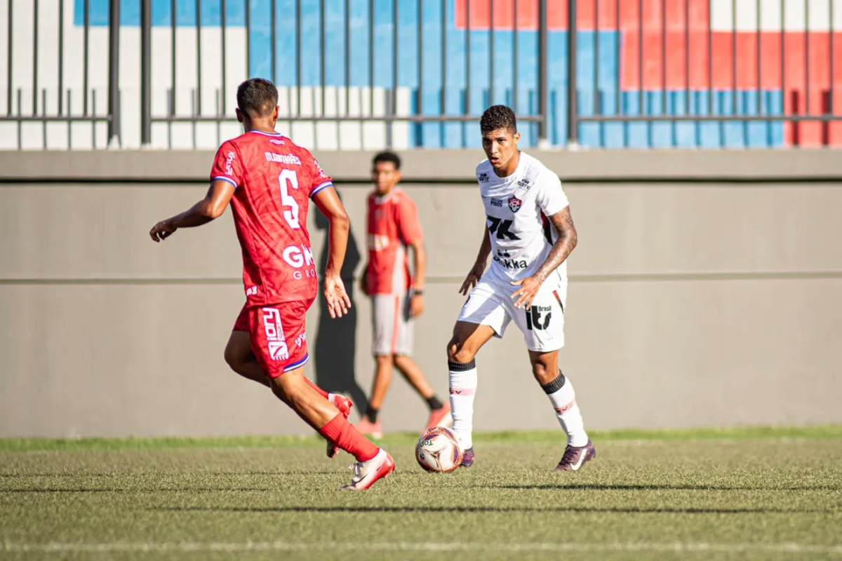 Vitória supera Barcelona de Ilhéus fora de casa e assume vice-liderança do Baianão - 