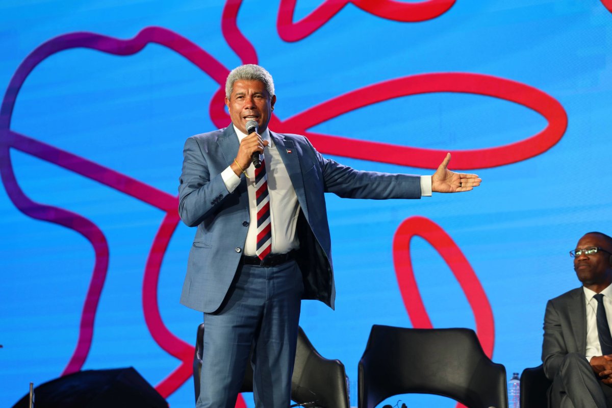 Jerônimo impõe prazo para definições eleitorais e cobra clareza de aliados no governo - 